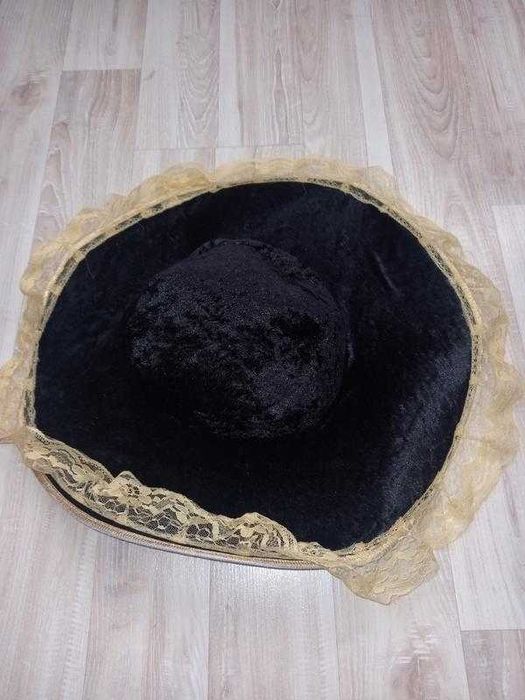 Карнавальная шляпа