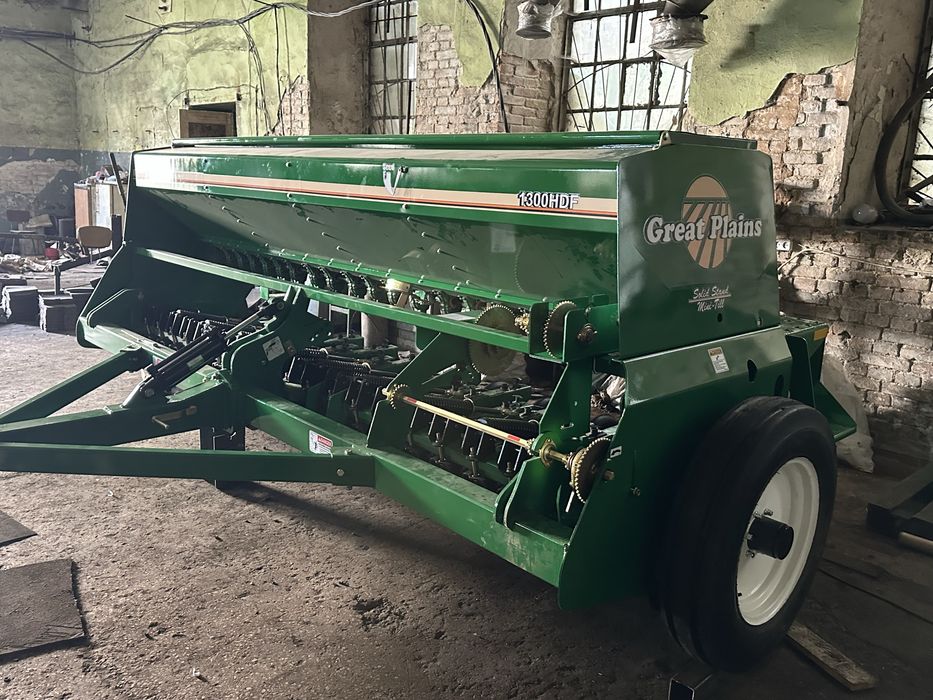 Сеялка Great Plains 1300F
