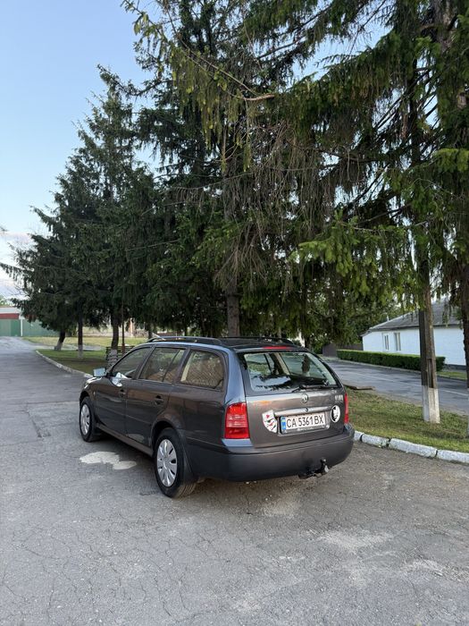 Skoda Octavia Tour 1.6 газ/бензин