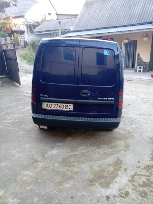Продам Опель комбо
