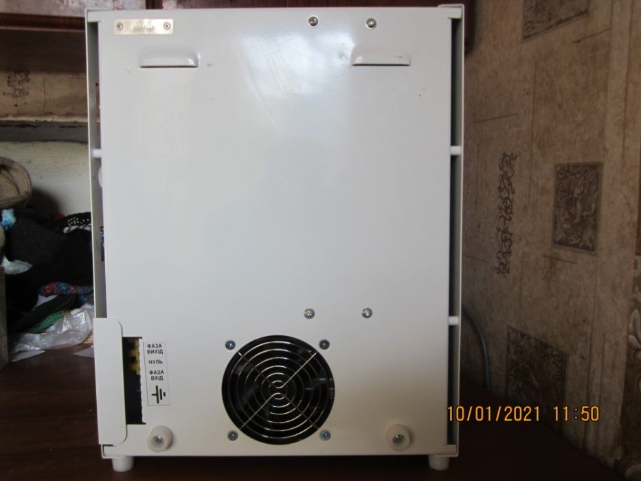 Продам стабилизатор тиристорный Укртехнология