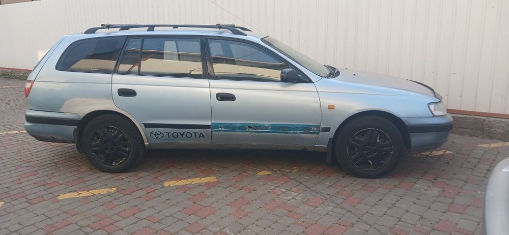 Тайота каріна е 1994