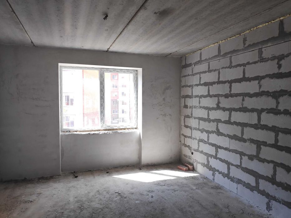 ID: 21807 ОЗЕРНА 2к квартира Барви