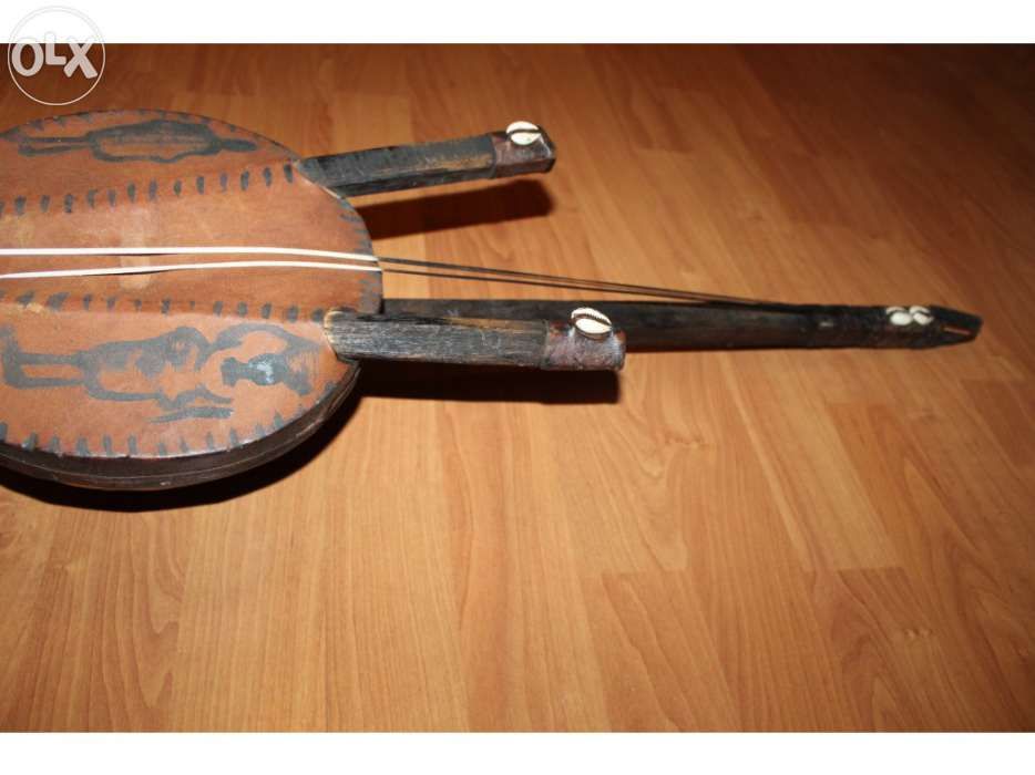 Instrumento musical decorativo