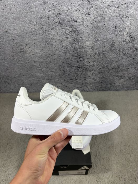 Adidas Grand Court