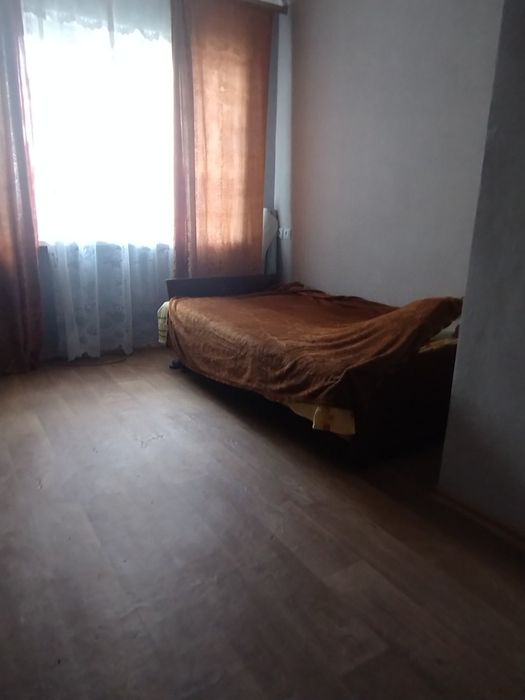 Продам  в центрі міста квартиру