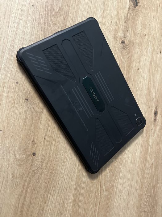 Продам протиударний планшет