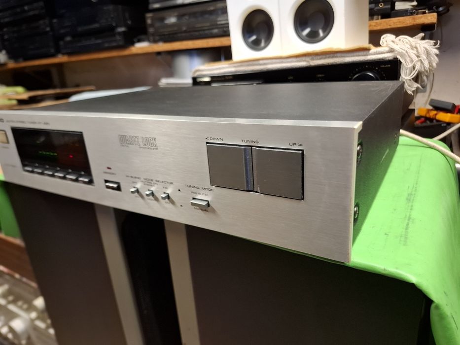 Tuner Nikko NT-990