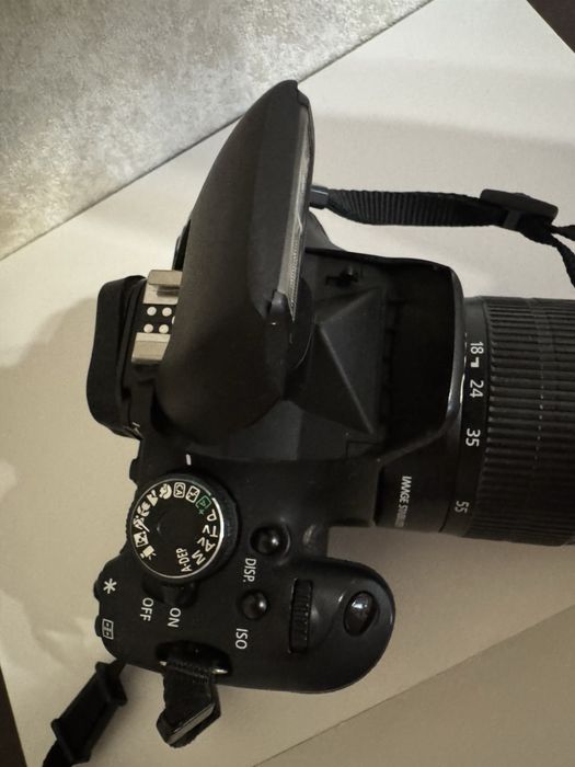 Продам фотоапарат у гарному стані.