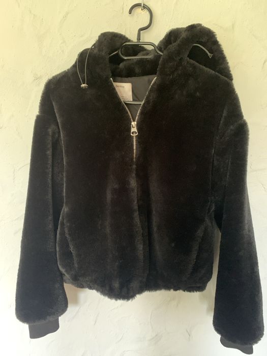 Czarna kurtka Bershka, rozmiar XS