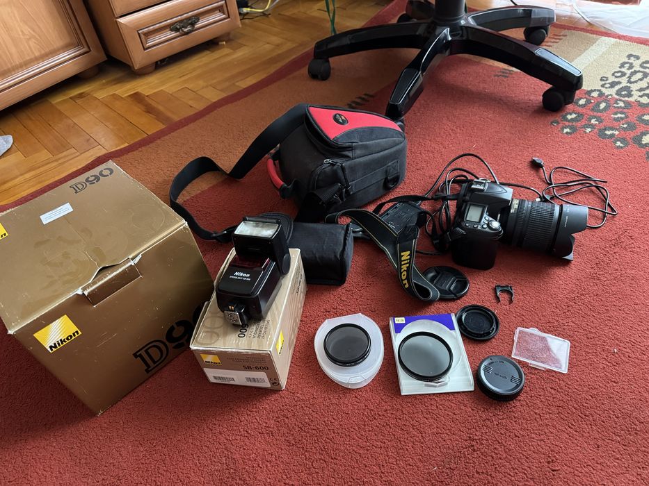 Фотоапарат nikon d90 чудовий стан повний комплект