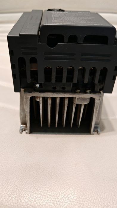 FR-D740-036SC-EC Частотний перетворювач FR-D 1.5кВт 3-ф/380