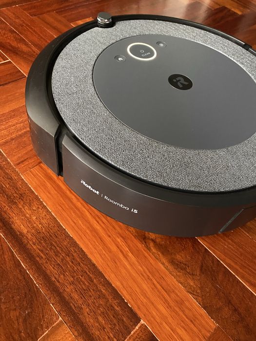 Aspirador iRobot Roomba i5