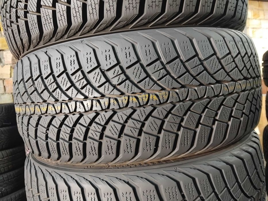 Шини бу 215/50 R17 Kumho WinterCraft WP71 Комплект Зима