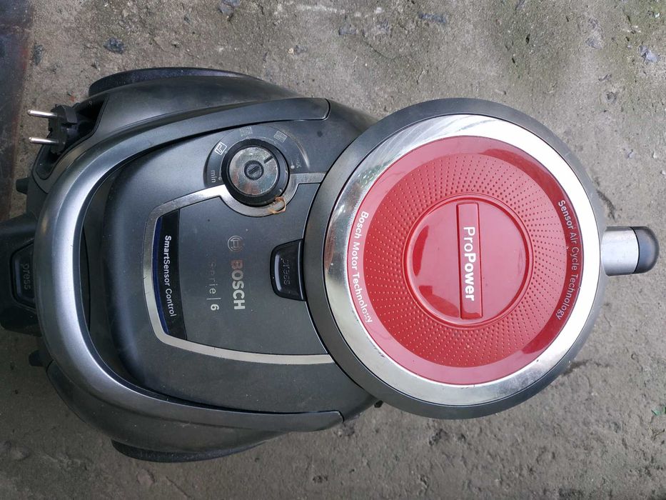 Пилосос Бош vrbsgs41 на запчастини