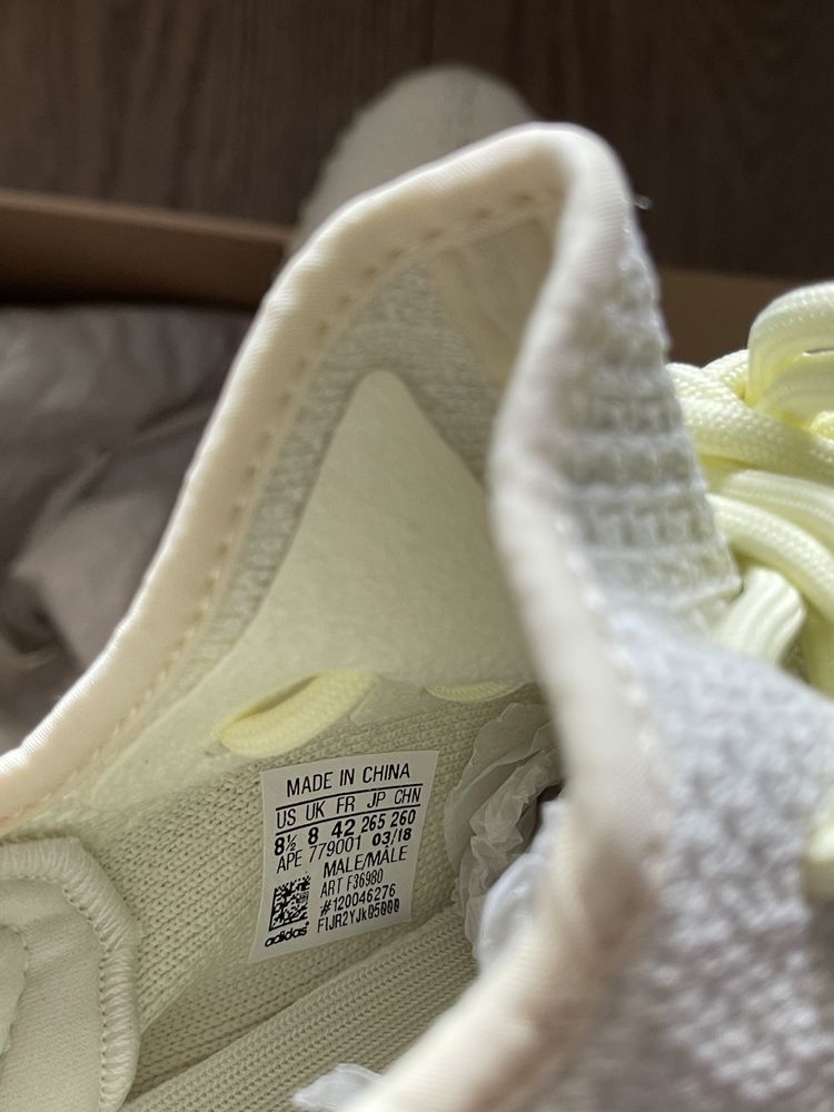 Yeezy butter store olx