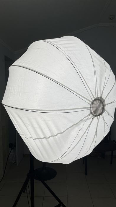 Продам софтбокс godox cs 85d