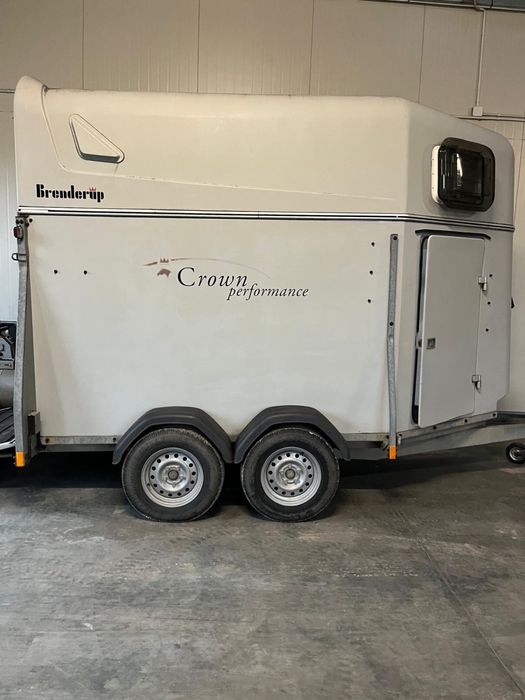 Przyczepa Brenderup do przewozu koni DMC 2400
