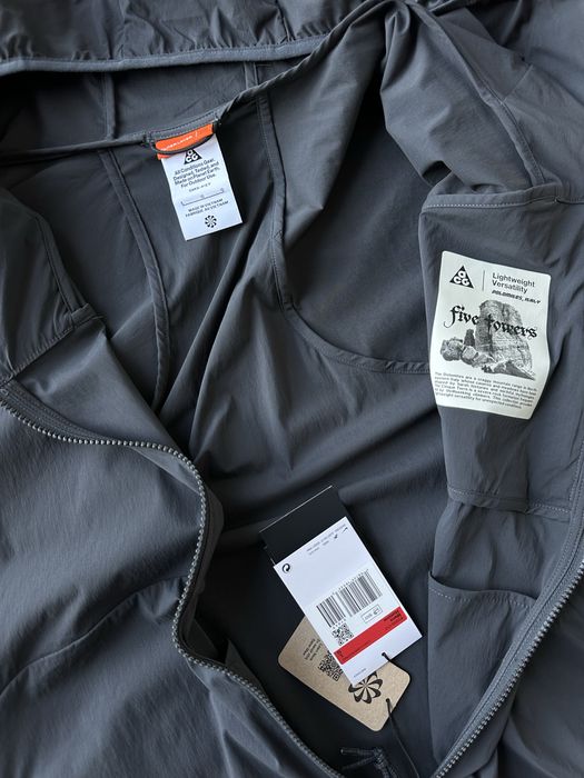 Оригінальна чоловіча куртка вітровка Nike ACG Five Towers Jacket Anthracite