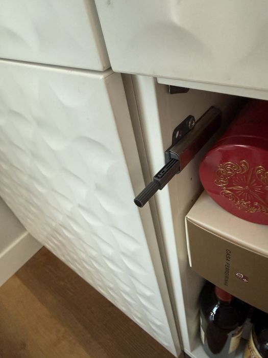 Aparador Ikea da besta 120x120