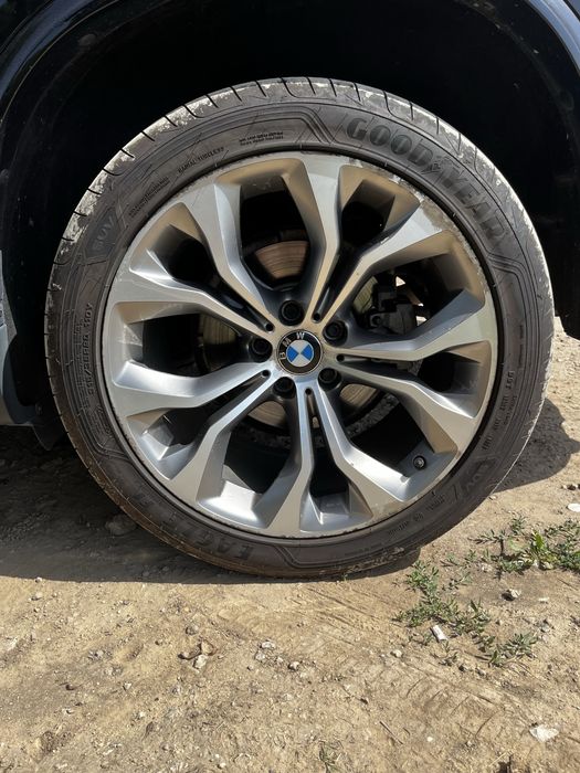 Продам BMW X 5..