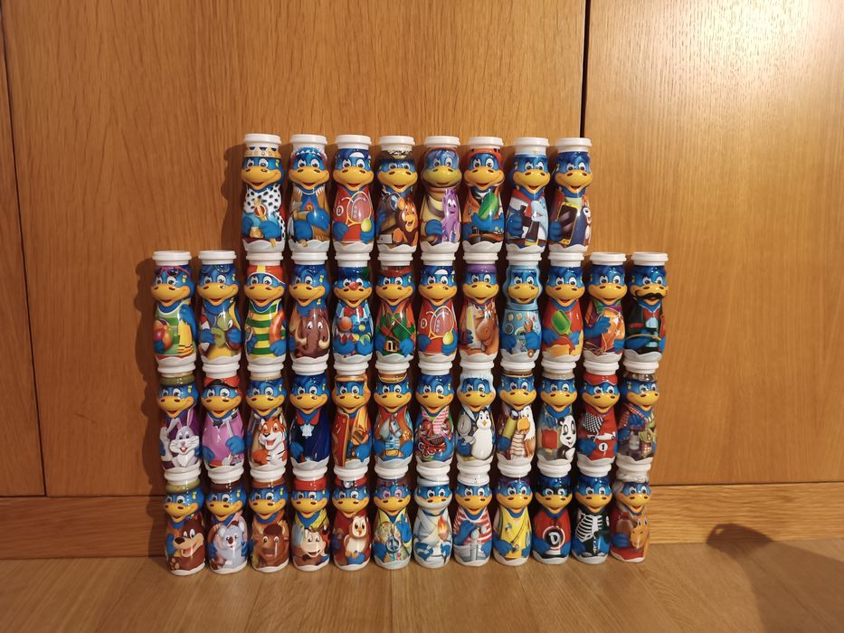 3 coleções de danoninos