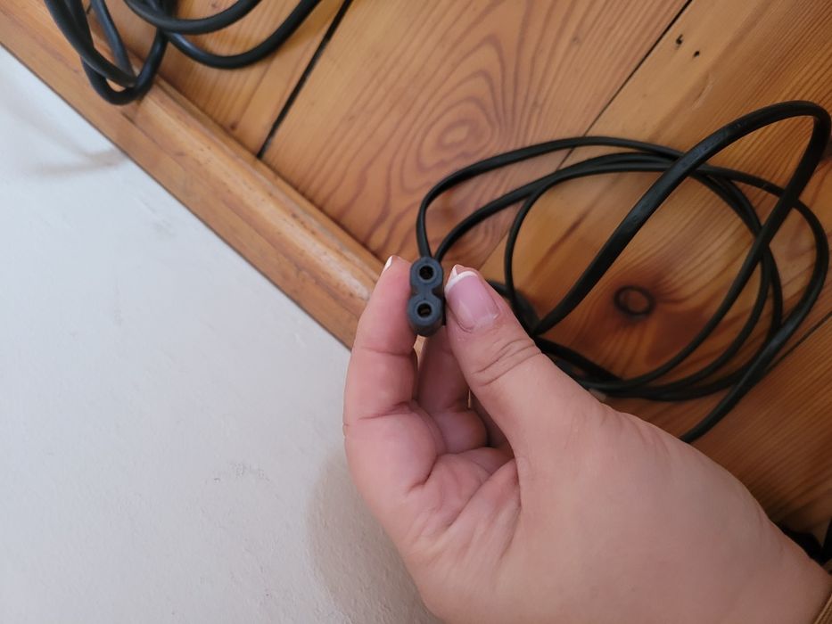Kabel zasilajacy ósemka
