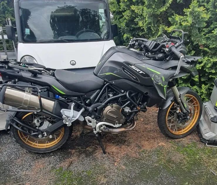 Siedzenie fotel QJmotor SRT 700 manetka panel  QJ Motor części