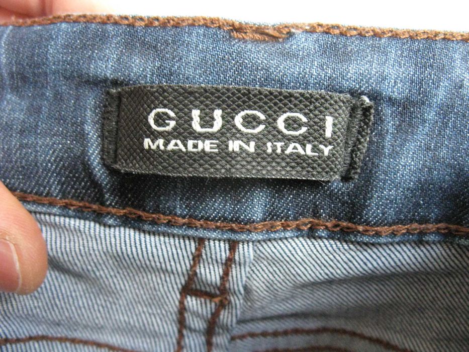 Продам джинсы Gucci пояс 34.5 размер 25
