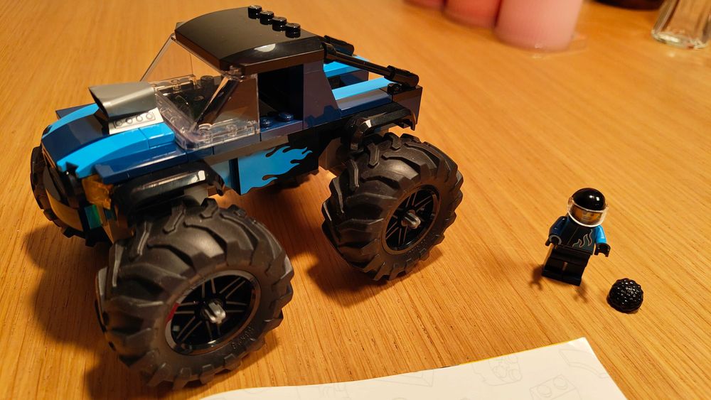 LEGO 60402 City Niebieski monster truck