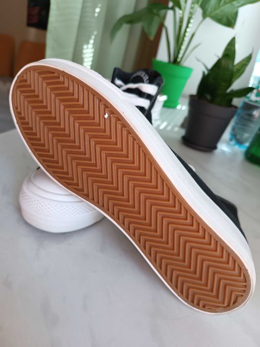 Кеди нові 38 розмір