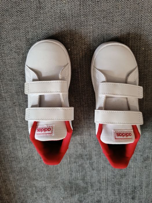 Sapatilhas Adidas Novas