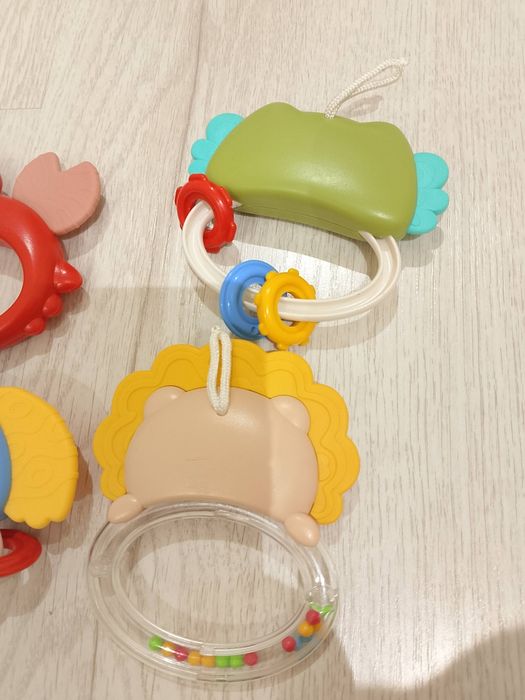 Gryzaki grzechotki zabawki dla niemowlaka