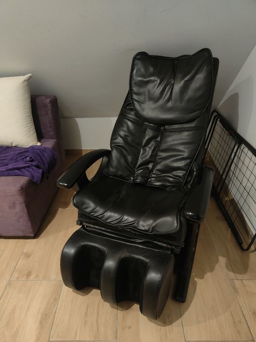 Fotel z masażem human