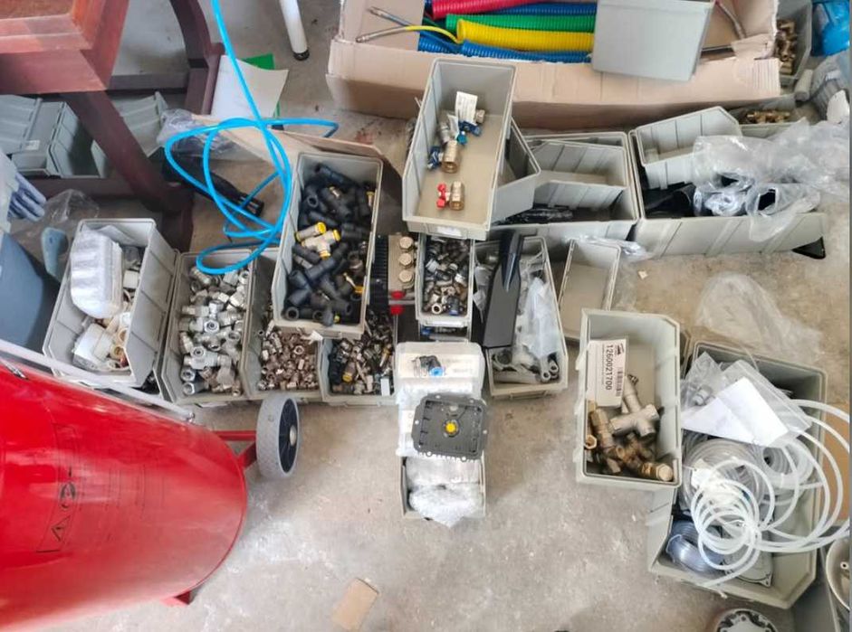 Vendo lote de material diverso