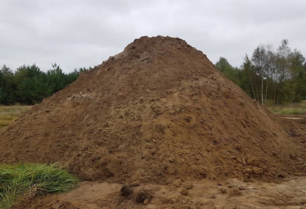 Ziemia z wykopów, gruz, miejsce w Rybnik Golejów