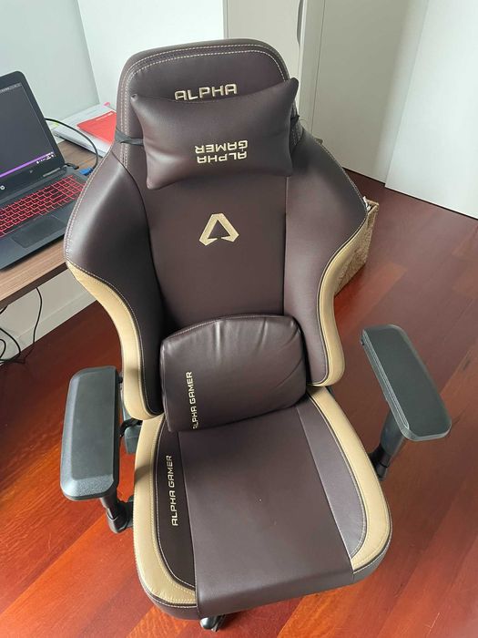 Cadeira Gaming ALPHA GAMER Nébula (Castanho e Preto)
