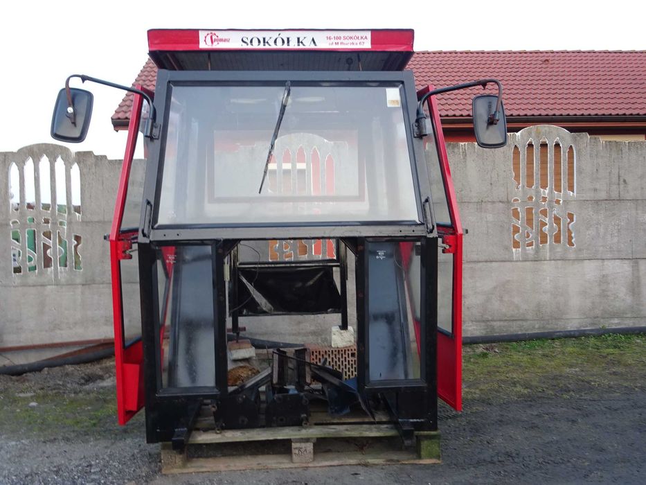 Kabina Sokółka do MF 255/3512/2812 Czeska błotniki do C 360 3P C 355