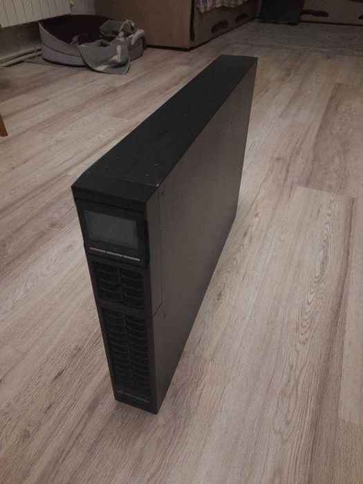 Безперебійник PowerWalker VFI 3000 CRM LCD