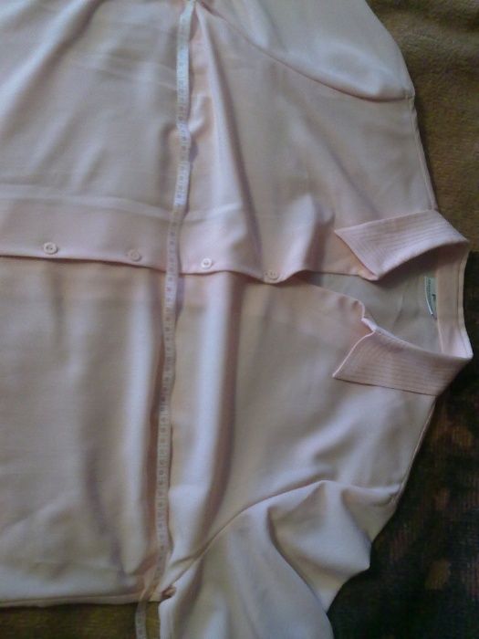 Стильная блуза нежно-персикового цвета