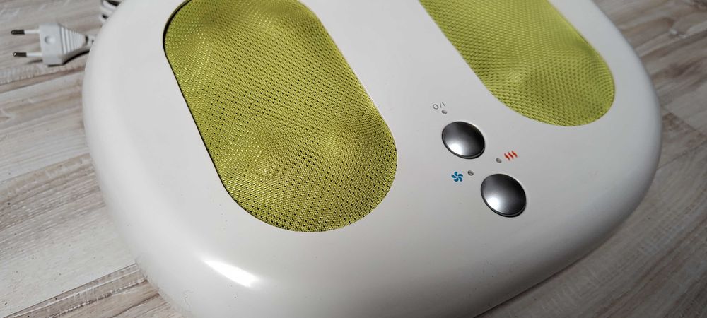 Masażer do stóp SCHOLL Shiatsu DRMA 7802 - Grzanie - Chłodzenie