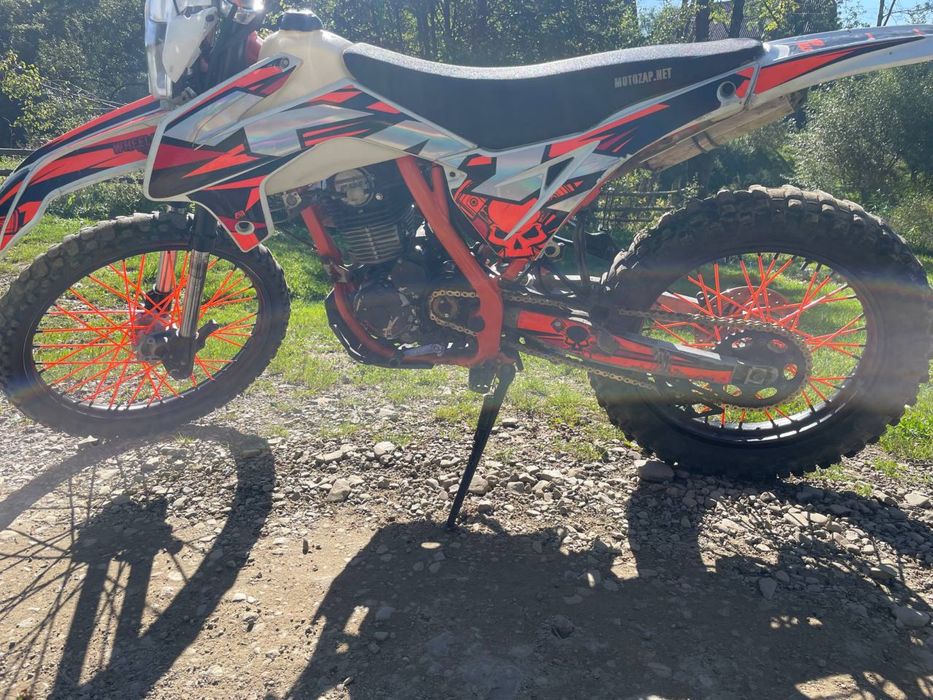 Продам мотоцикл 250к Kaya 412