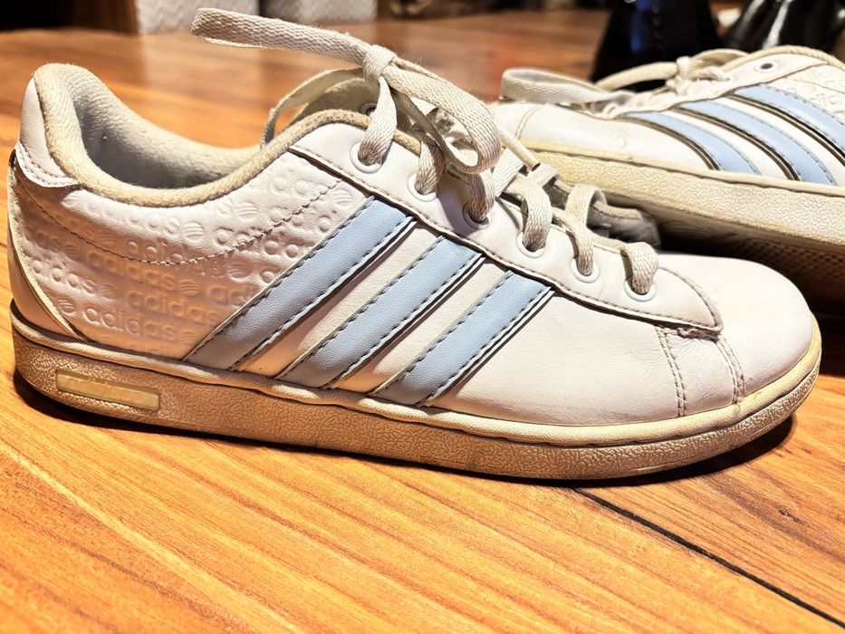 Białe adidasy,trampki