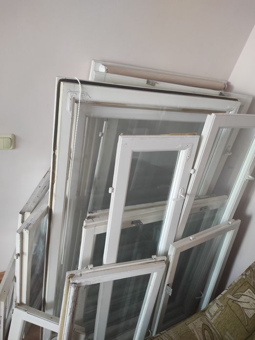 Б/у дерев'яні вікна