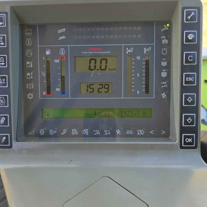 Свіжопривезений комбайн клас lexion 420