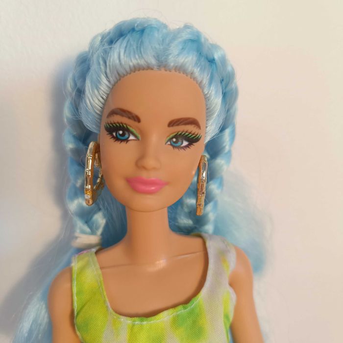 Lalka Barbie Exstra Mattel