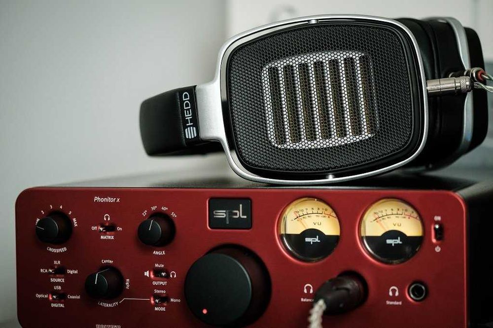 HEDDphone One - німецькі монстри Hi-End з АМТ драйверами, €1700