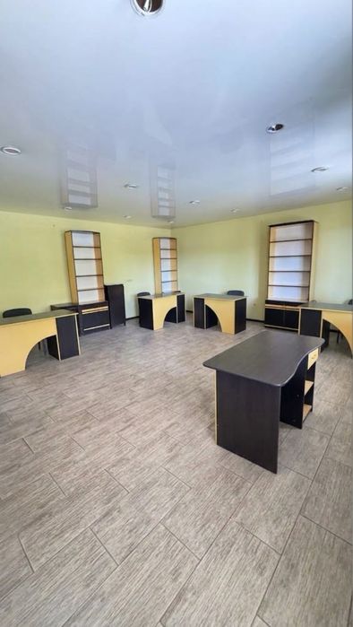 Оренда  офісу 36 м² закритого типу (СЕС, комуналка в ціні, закрита територія)
