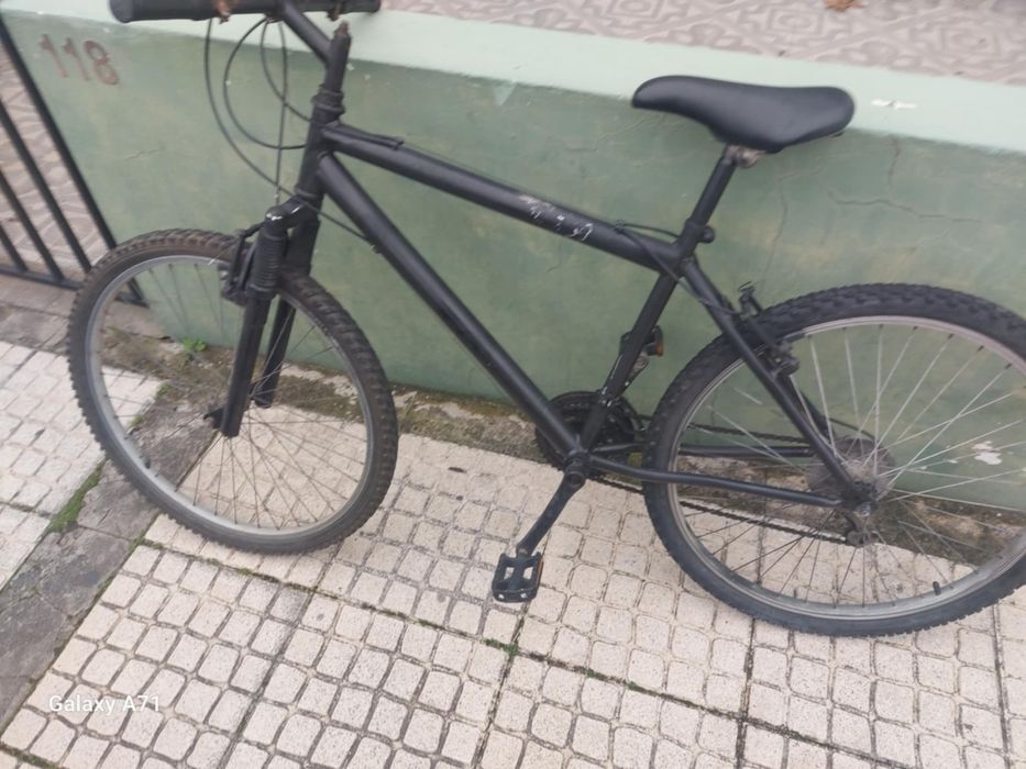 Vende se bicicleta