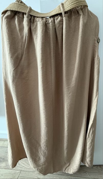 Długa spódnica, na gumkę, kieszenie, wiskoza